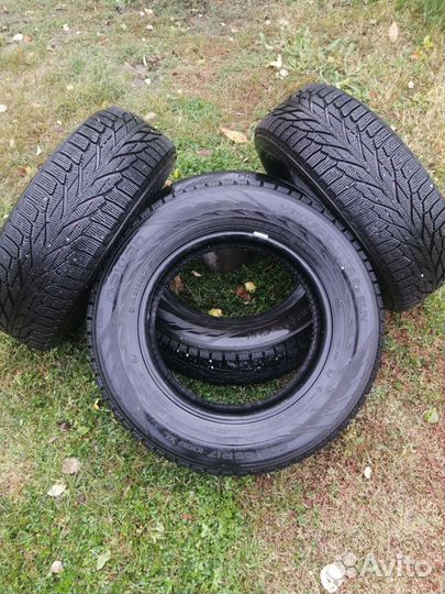 Nokian Tyres Hakkapeliitta R2 SUV 235/65 R17 108R
