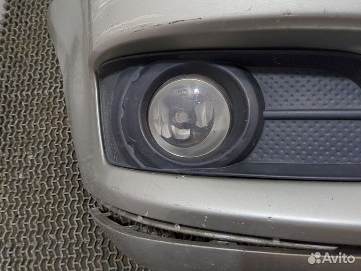 Бампер Toyota Corolla Verso, 2007