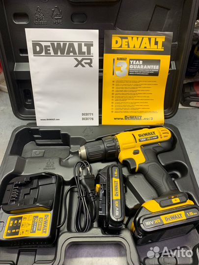 Шуруповерт dewalt DCD771S2 18В 2акб (1.5ач) + зу