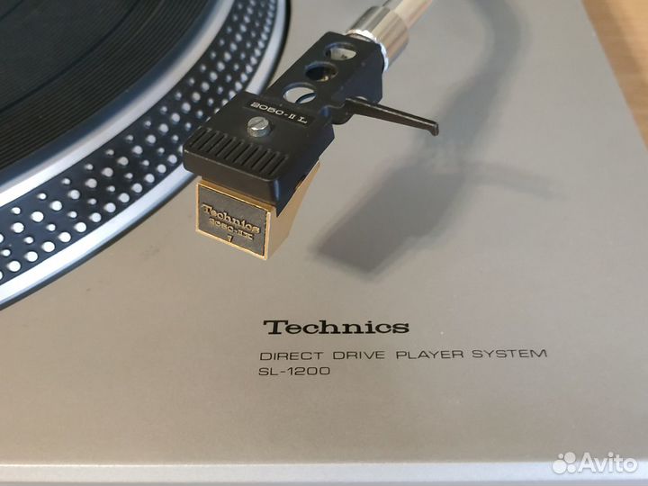 Проигрыватель винила Technics SL-1200 Japan