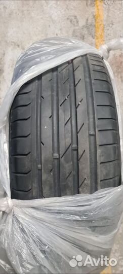 Nokian Tyres Hakka Black 235/50 R18