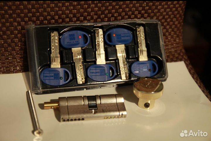 Личинка для замка Mottura