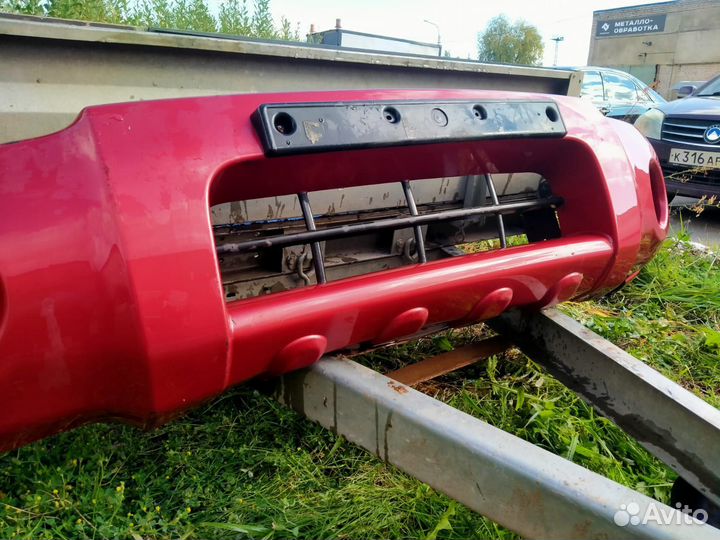 Бампер передний Ниссан Nissan NP300, Navara D22