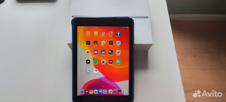 Планшет apple iPad 6 поколение 32 гб