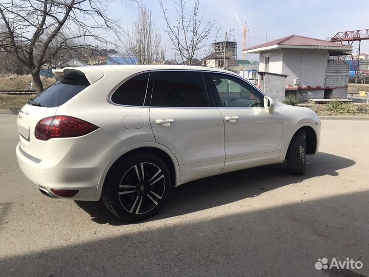 Porsche Cayenne 3.0 AT, 2011, 288 000 км