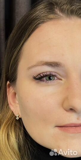 Наращивание ресниц на дому