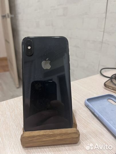 iPhone Xs, 64 ГБ