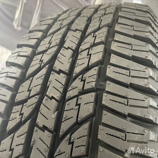 Yokohama Geolandar A/T G015 275/65 R17 115H