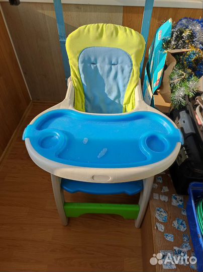 Детский обеденный стол