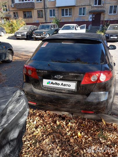 Chevrolet Lacetti 1.6 МТ, 2008, битый, 300 000 км