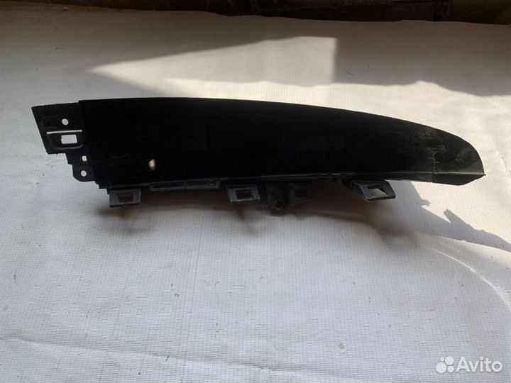 Дисплей информационный передний Mazda 3 BL