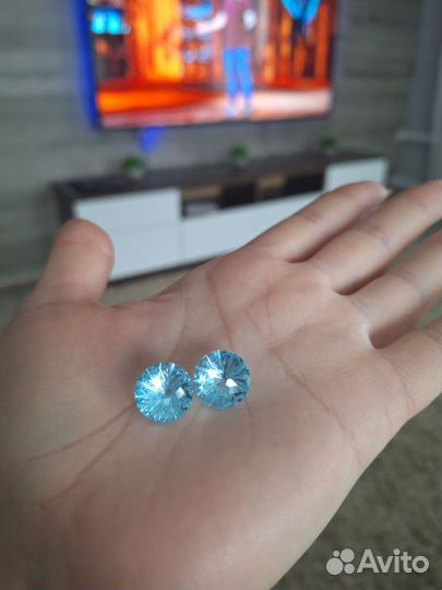 Камни Топаз