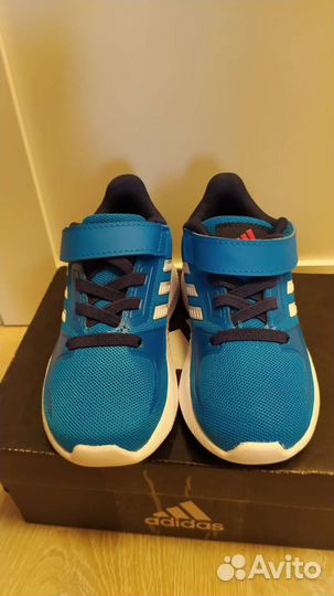 Кроссовки adidas 23
