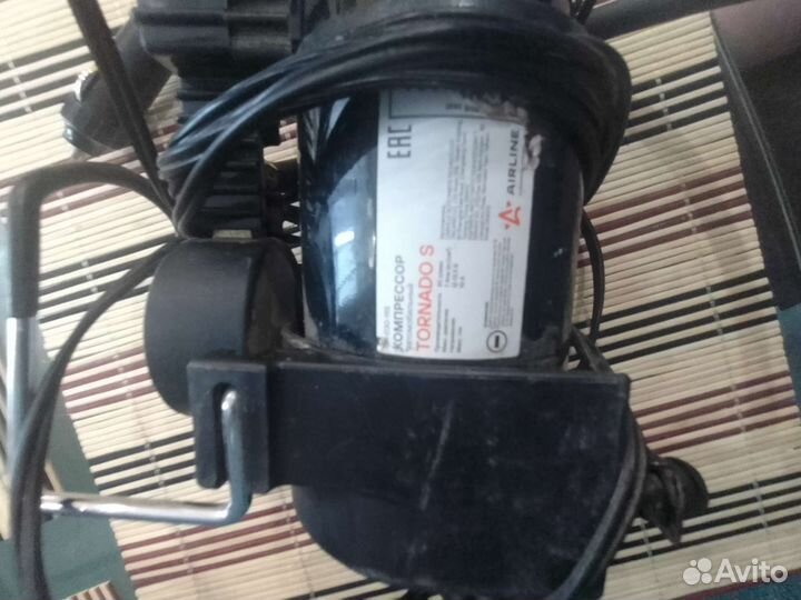 Насос автомобильный