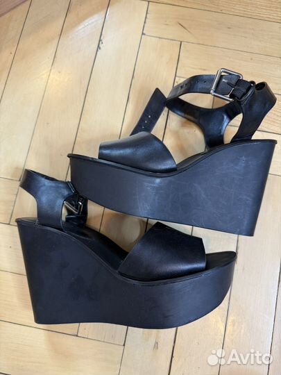 Босоножки женские 39 размер aldo