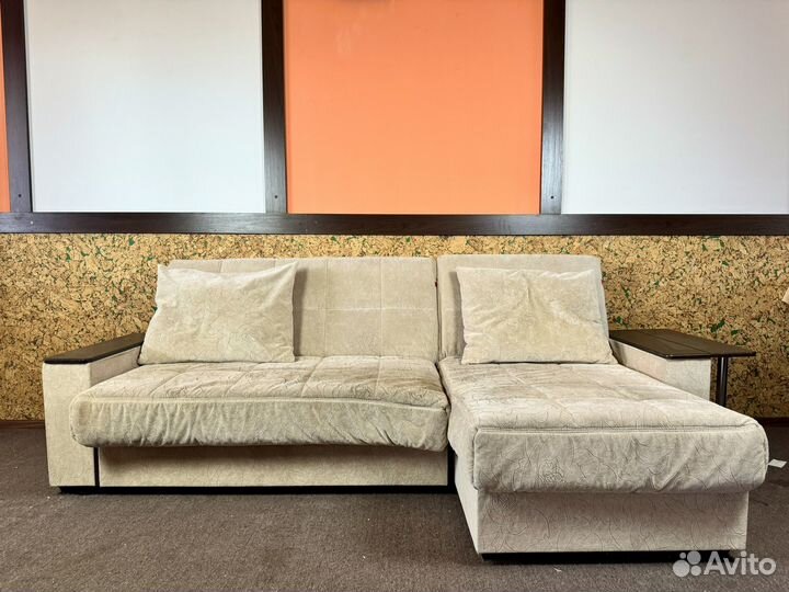 Угловой диван