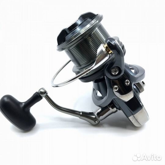 Daiwa 18 powersurf SS 3500 QD