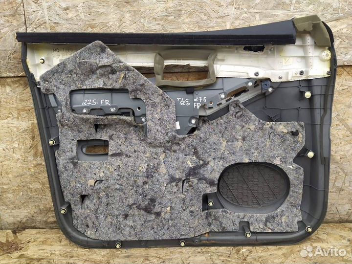 Обшивка двери Toyota Prado 120 gray Кожа