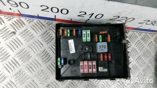 Блок предохранителей skoda octavia A5 (ODN57M101)