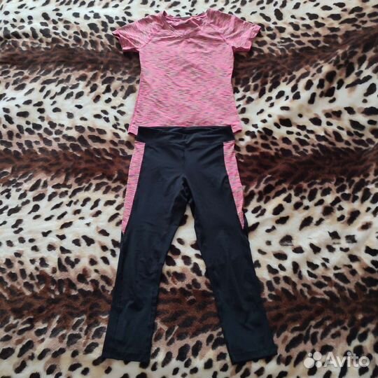 Спортивный костюм женский