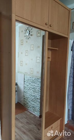 Шкаф в прихожую