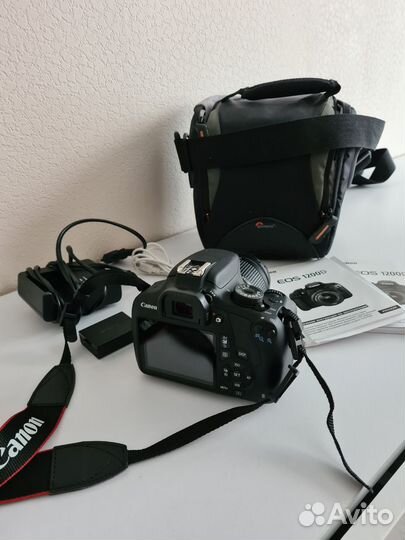 Зеркальный фотоаппарат canon 1200 d