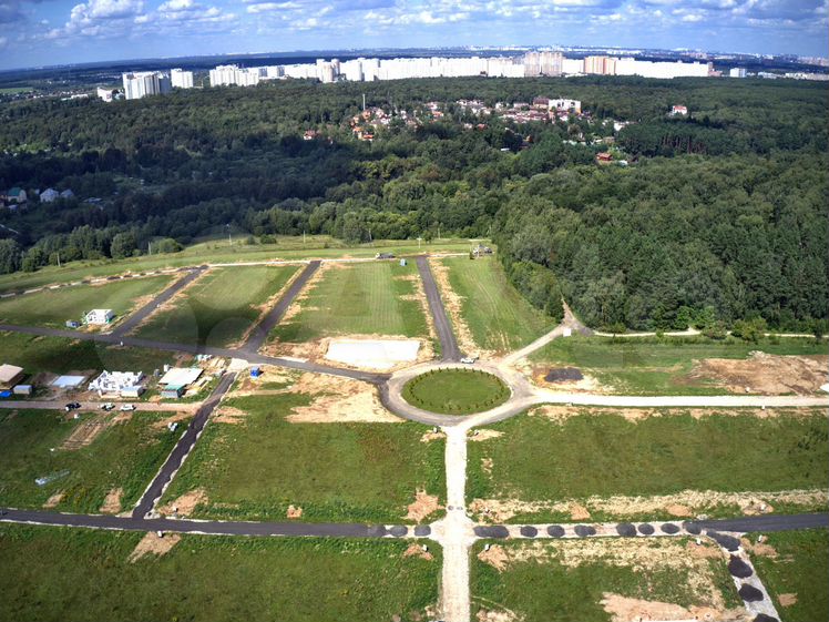 Коттеджный поселок бородино подольск. Коттеджный поселок бородино владимирская область. Бородино вилладж коттеджный поселок подольск. Кп бородино подольск. Варшавское шоссе деревня бородино.