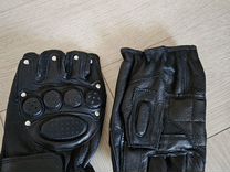 Кожаные перчатки на пол пальца