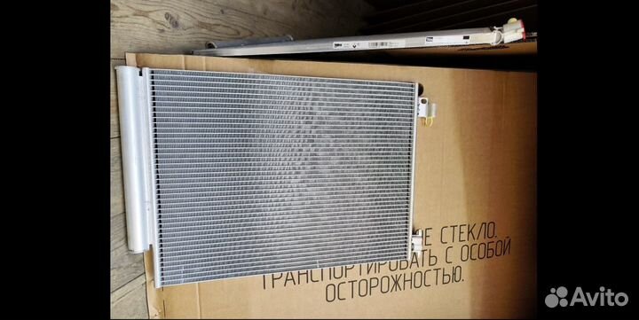 Конденсатор (радиатор кондиционера) Vesta