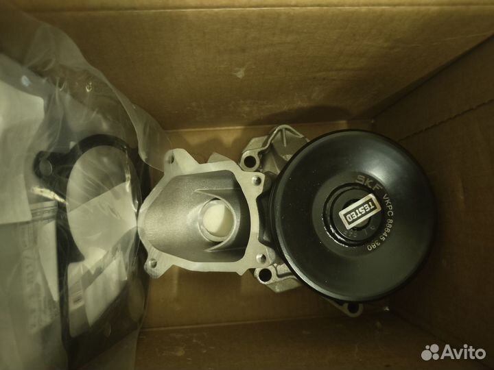 Водяной насос, помпа на м57н2