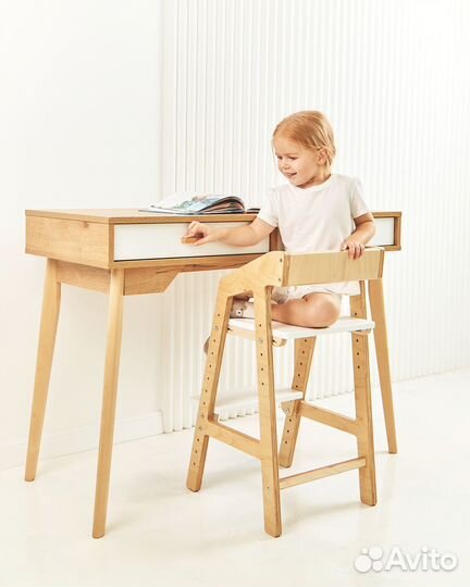 Детский растущий стул ортопедический. В стиле Икеа