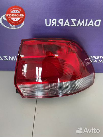 Фонарь задний Volkswagen Polo правый (10-15)