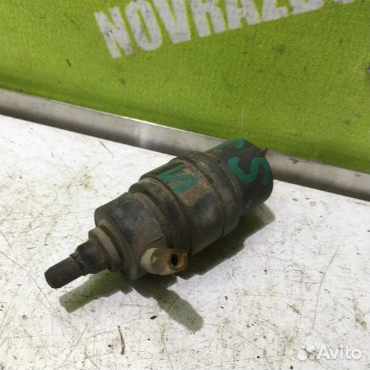 Насос омывателя Фольксваген Транспортер Т2 Т3 79