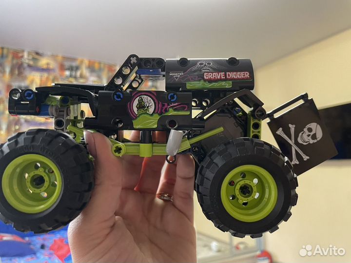 Lego Technic Monster Jam и мотоциклы