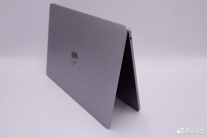 MacBook Pro 13 M2 8gb 512gb