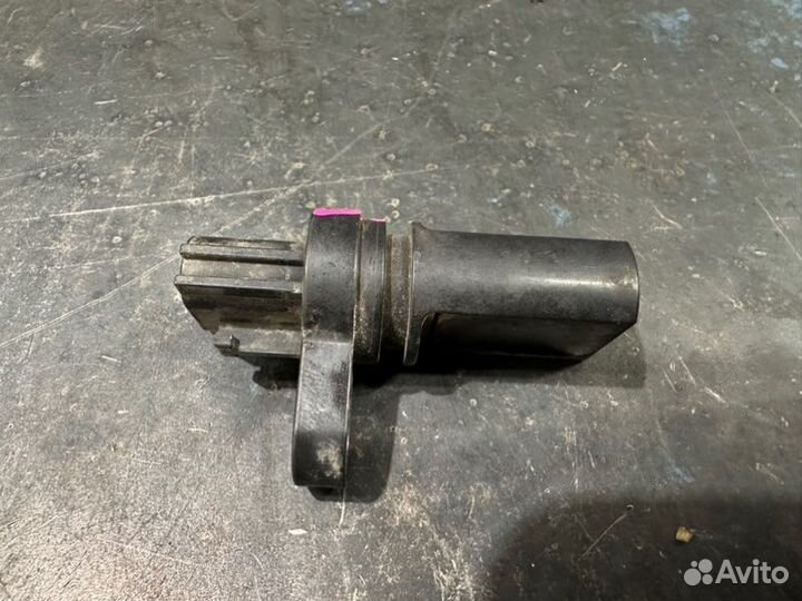 Датчик коленвала Infiniti M Y50