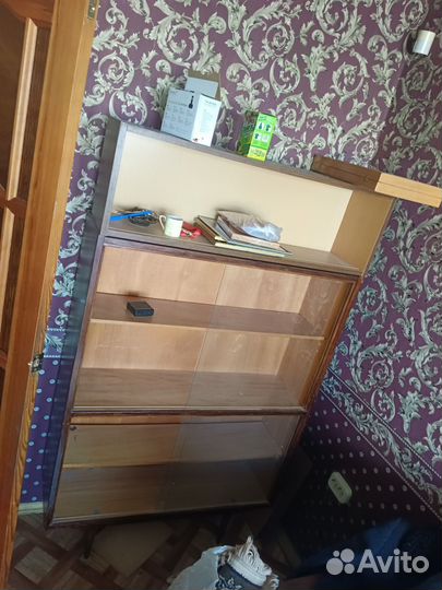 Полка книжная