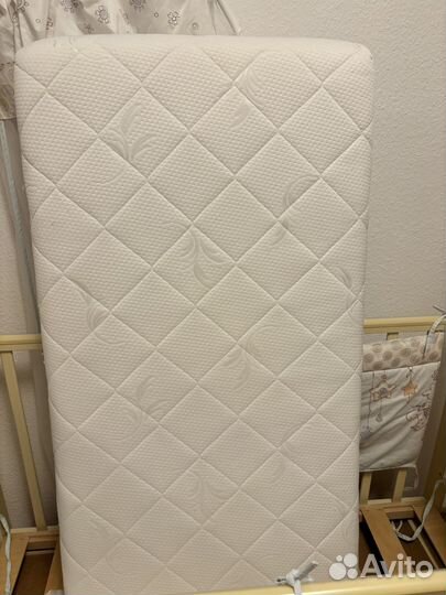 Кроватка детская