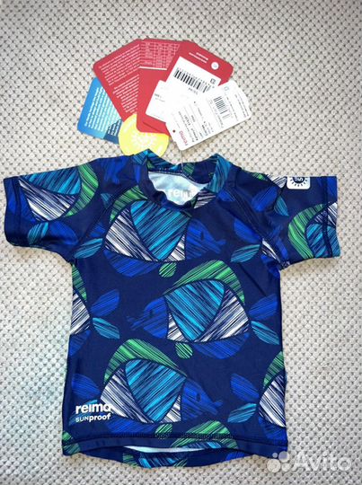 Купальные шорты и футболка Reima Sunproof 62-68