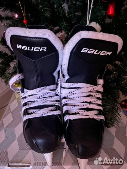 Коньки хоккейные бауер