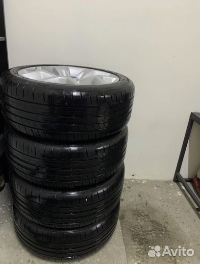 Колеса R17 в сборе летние Ford