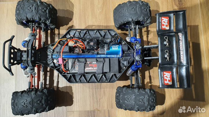 Машинка радио Remo hobby evo-r 4wd