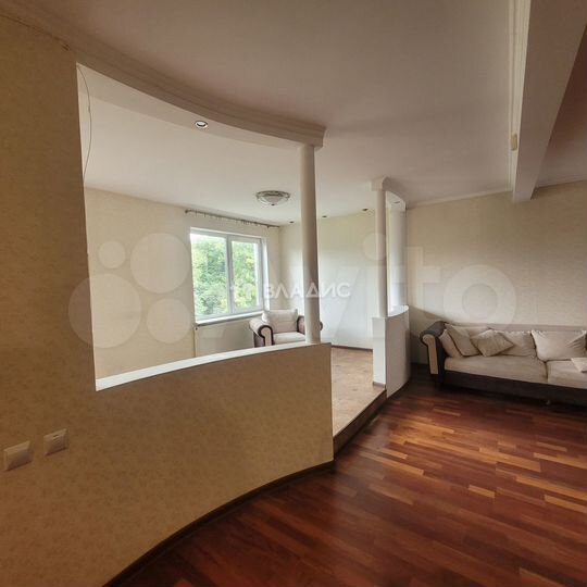 5-к. квартира, 157,4 м², 4/4 эт.