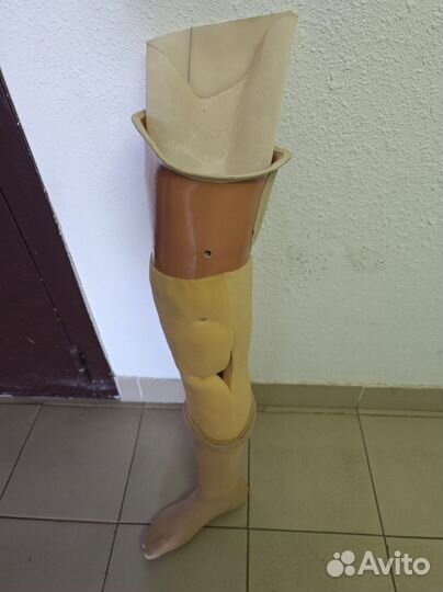 Протез правой ноги Ottobock