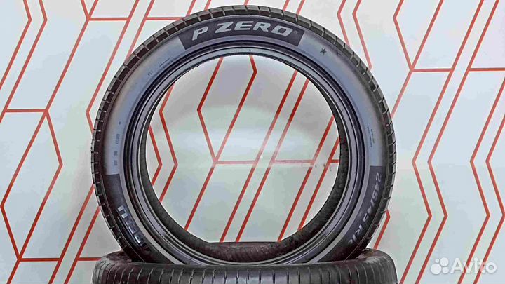 Pirelli P Zero 245/45 R18