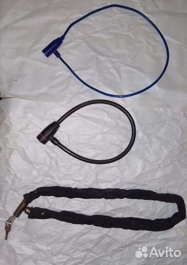 Подножки,велосипедные замки и запчасти