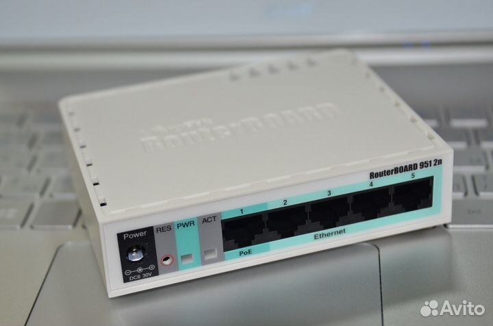 Zyxel Keenetic Ultra Giga Extra City MicroTic951-2