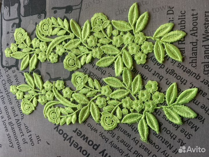 Апликация для украшения одежды