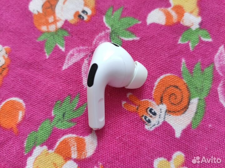 Правый наушник AirPods Pro 2