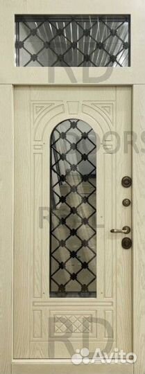 Уличная входная дверь со стеклом и фрамугой